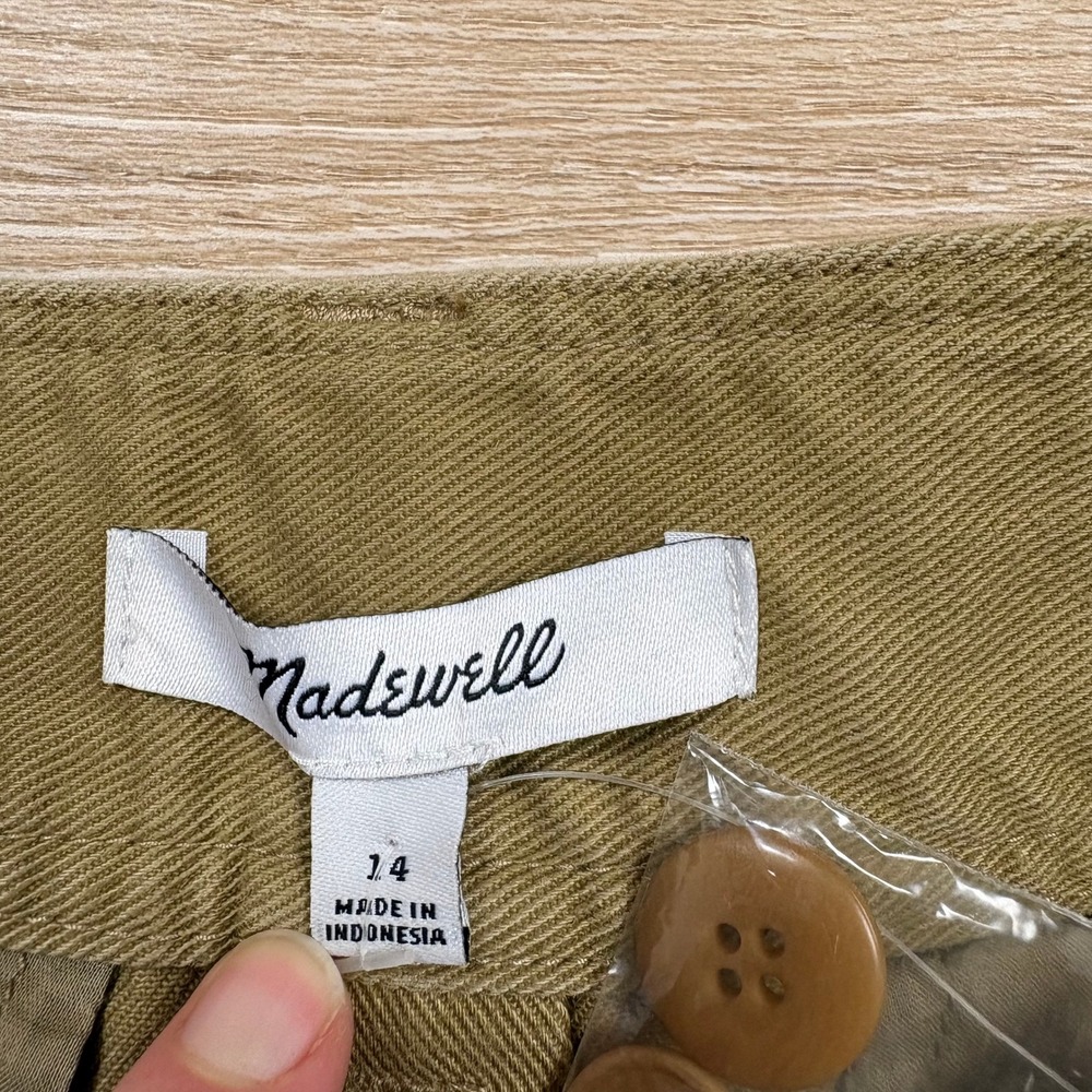 Madewell The Harlow Pleated High Waist Cargo Short Women's‎ 14 - Picture 3 of 7